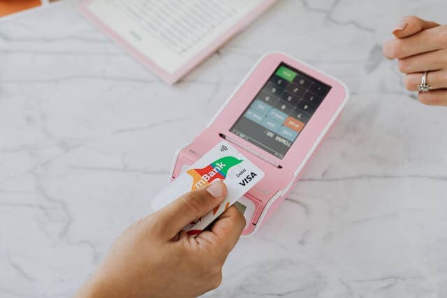 Credit card application process in Poland
