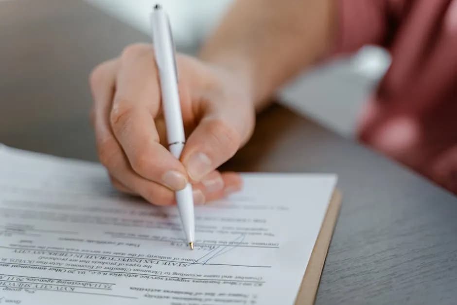 Signing a loan agreement in Poland
